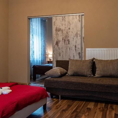 Virág Vendégház Makó Extérieur photo